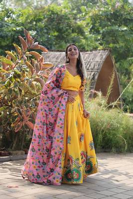 Yellow Beautifully Printed Fancy Girlish Partywear Lehenga Choli 4