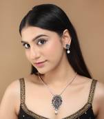 Mansiyaorange german silver oxidized floral motif chain pendant with earrings