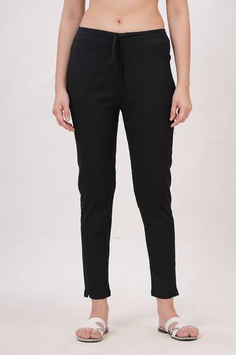 Satrangi women's viscose ribbed lycra black solid slim fit pant