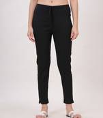 Satrangi women's viscose ribbed lycra black solid slim fit pant