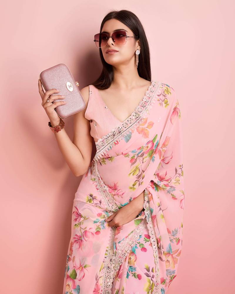 Peach Clr Floral Print Saree With Blouse Peice