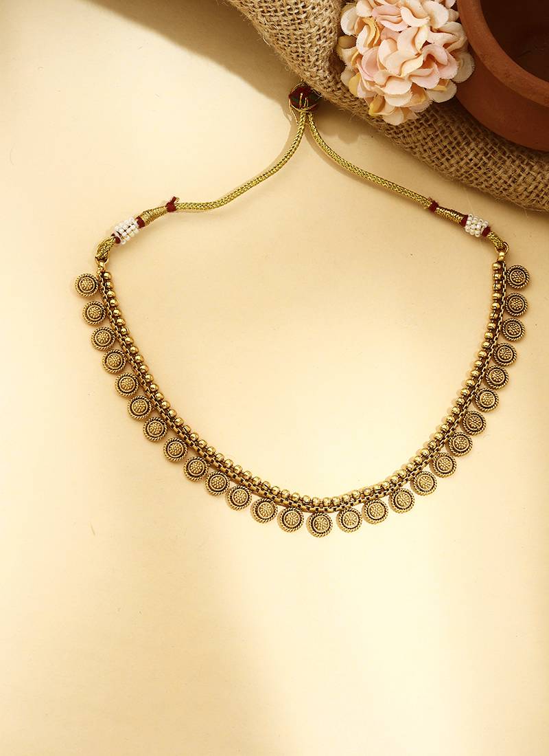 Gold Plated Necklace Set with Round Shape Design