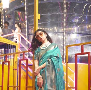 Kimisha Women'S Turquoise silk blend Woven Saree With Unstitched Blouse Piece 3
