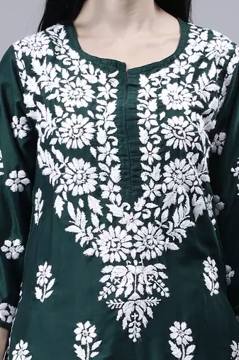 hand embroidered dark green muslin lucknowi chikan kurta