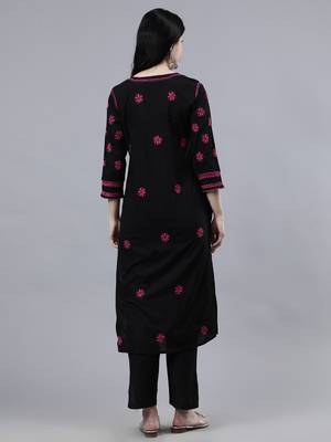 hand embroidered black cotton lucknowi chikan kurta 2
