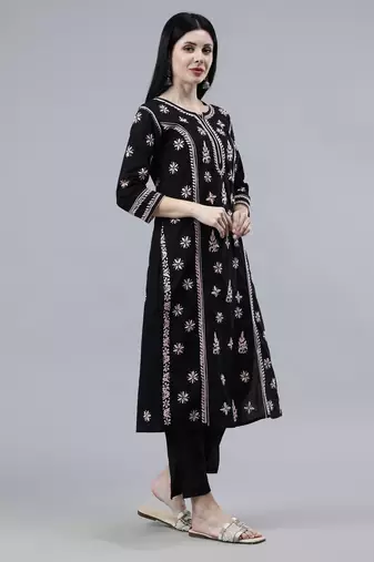 hand embroidered black cotton lucknowi chikan kurta