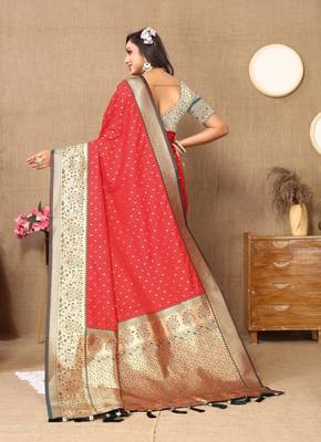 Vedant Vastram Women'S Red Color Kanjeevaram Silk Blend Saree  5