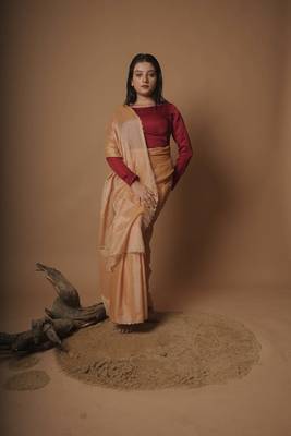 Huts And Looms Yellow Handloom Cotton Silk Saree With Scallop Border Without Blouse 1