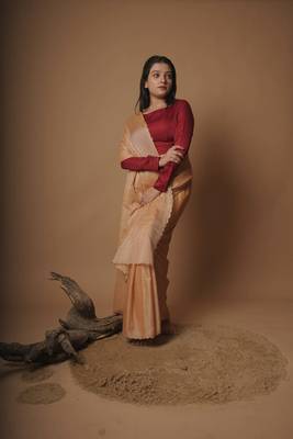 Huts And Looms Yellow Handloom Cotton Silk Saree With Scallop Border Without Blouse 2