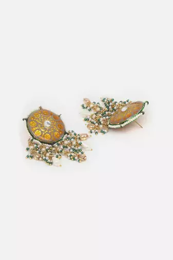 Gray & yellow drop earring with kundan & pearls