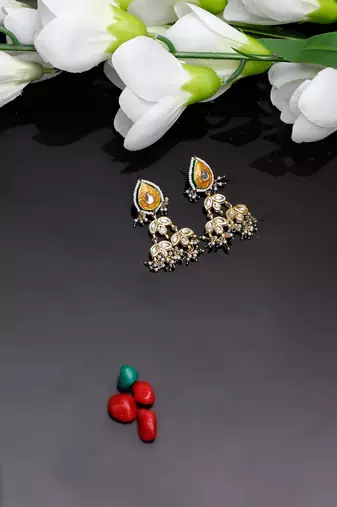 Orange & green drop earring with kundan & pearls