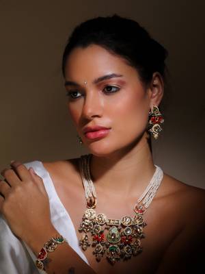 Red & pink adjustable bracelet with kundan & pearls 1