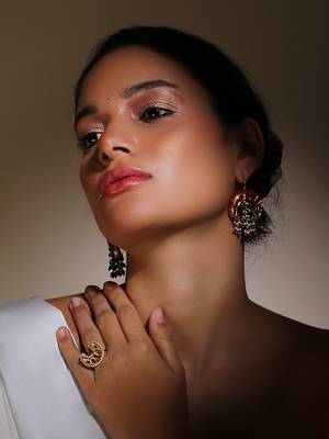 Red gold and cream adjustable ring with kundan & pearls 1