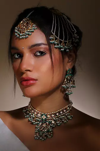 Green & cream maang tikka head jewellery with kundan & pearls