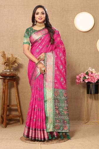 Vedant Vastram Women'S Pink Color Kanjeevaram Patola Silk Blend Saree 