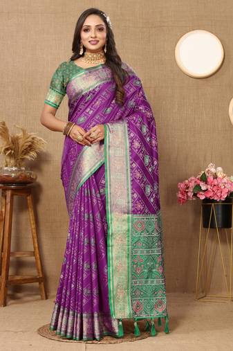 Vedant Vastram Women'S Purple Color Kanjeevaram Patola Silk Blend Saree 