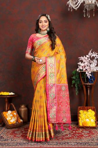 Vedant Vastram Women'S Mustard Color Kanjeevaram Patola Silk Blend Saree 