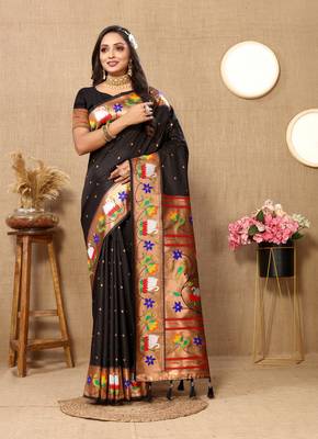 Vedant Vastram Women'S Black Color Paithani Silk Blend Saree  3