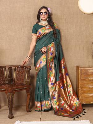 Vedant Vastram Women'S Bottle Green Color Paithani Silk Blend Saree  3