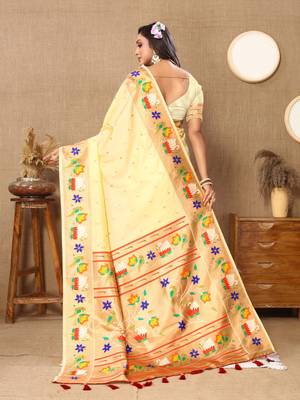 Vedant Vastram Women'S Cream Color Paithani Silk Blend Saree  5