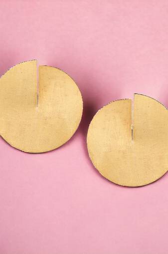 Beautiful round matte gold finish earrings