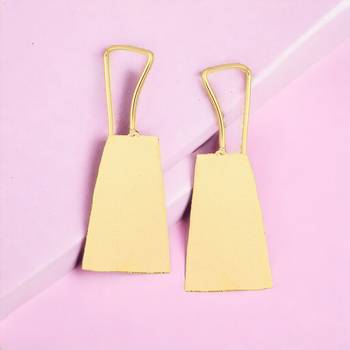 Beautiful geometric matte gold finish earrings 1
