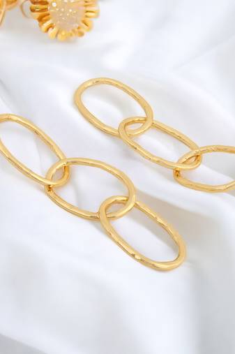 Loop changed matte gold finish earrings