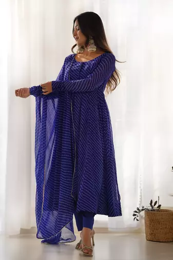 Fox Georgette Laheriya Print Fabric Fully Flair Anarkali Kurti, Dupatta And Pent