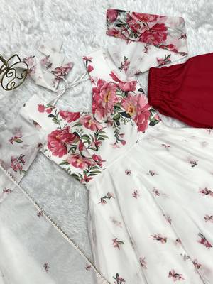 Soft Organza Silk Fabric Fully Flair Kali Pattern Anarkali Kurti With Duptta And Pent 9