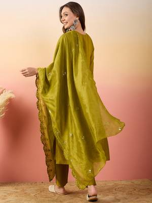Ethnic motifs embroidered empire thread work silk anarkali kurti set 2