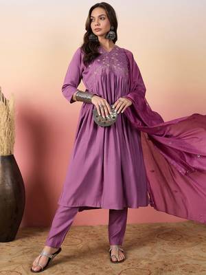 Ethnic motifs embroidered empire thread work silk anarkali kurti set 3