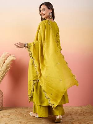Ethnic motifs embroidered thread work silk kurti with palazzos & dupatta 2