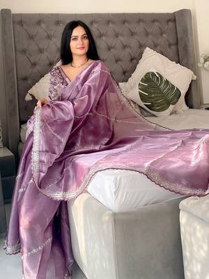 Lavender Silk Blend Saree 4