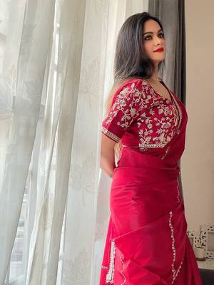 Maroon Zimmy choo Silk Designer Embroidery work of 3mm Sequins work saree 4