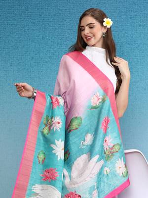 Oversized Animal Printed Zari Border Silk Blend Saree With Blouse Piece 3