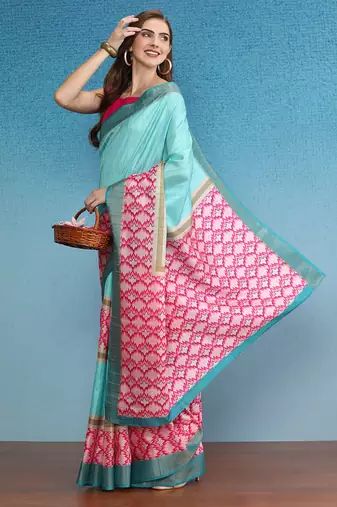 Chevron Striped Digital Printed Colorblocked Saree With Blouse Piece