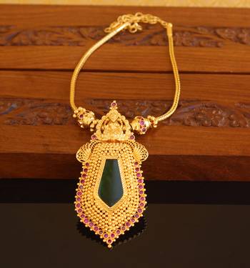 Kerala style gold plated temple palakka necklace 1