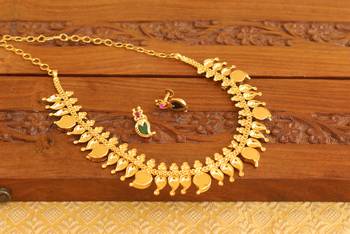 Kerala style gold plated palakka mango necklace 3