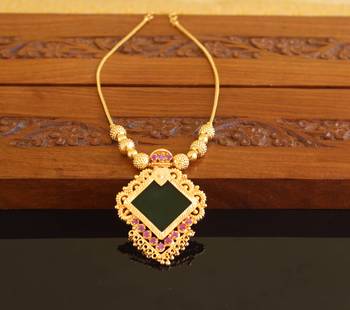 Kerala style gold plated palakka neckace 1