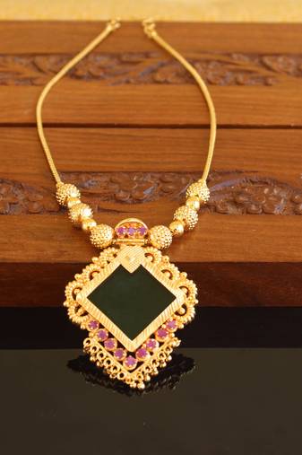 Kerala style gold plated palakka neckace
