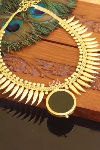 Kerala style gold plated palakka neckace