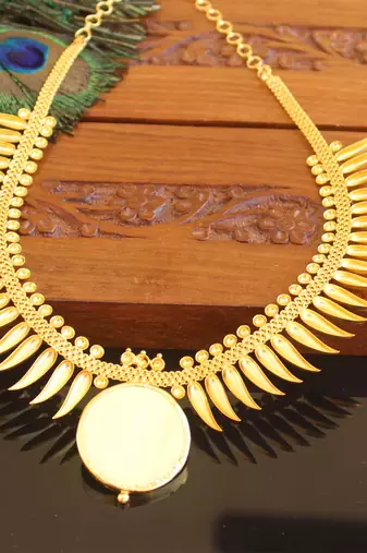 Kerala style gold plated palakka neckace