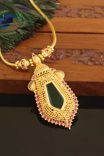 Kerala style gold plated nagapadam palakka necklace