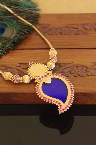 Kerala style gold plated temple mango necklace