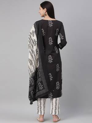black color printed poly crepe styles kurta trouser with dupatta 4