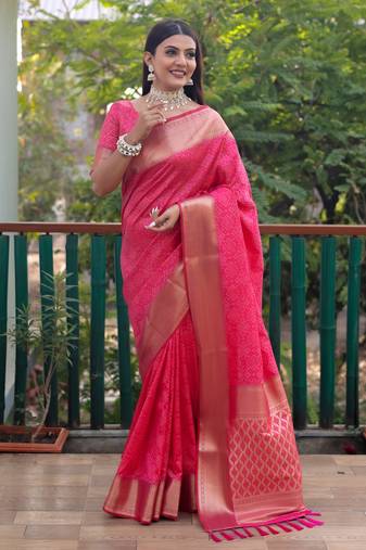 Pink Woven Design Bandhej Patola Silk Blend Saree With Blouse