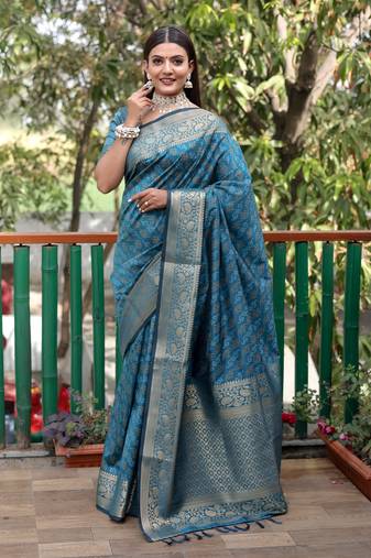 Teal Woven Design Bandhej Patola Silk Blend Saree With Blouse