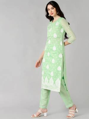 green color woven design poly chanderi styles kurta trouser with dupatta 3