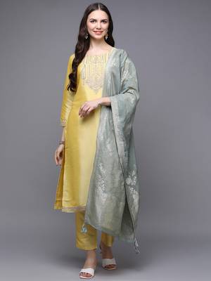 Yellow Silk Embroidered Zari Work Kurta Set 1