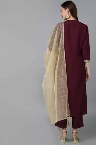 magenta color embroidered silk blend styles kurta trouser with dupatta